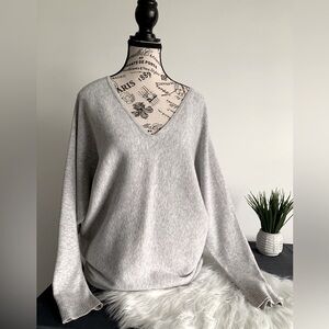 If it were me pullover top Grey knit